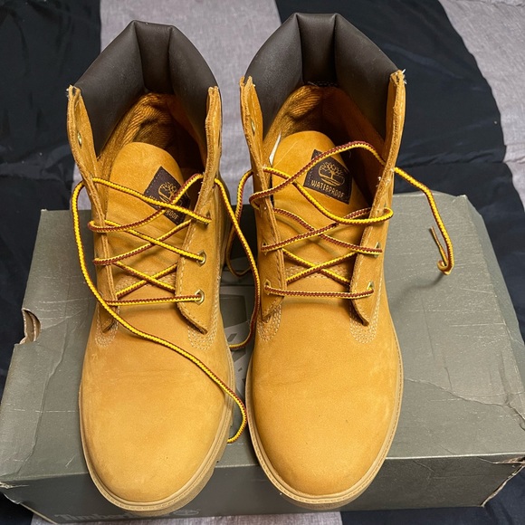 Timberland boots - Picture 3 of 3